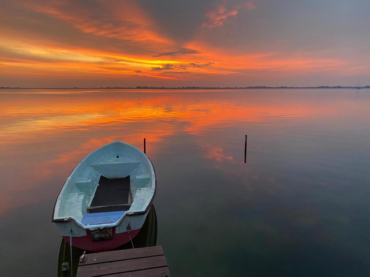 Ferienhaeuser Boddenstrand Wiek auf Rügen エクステリア 写真